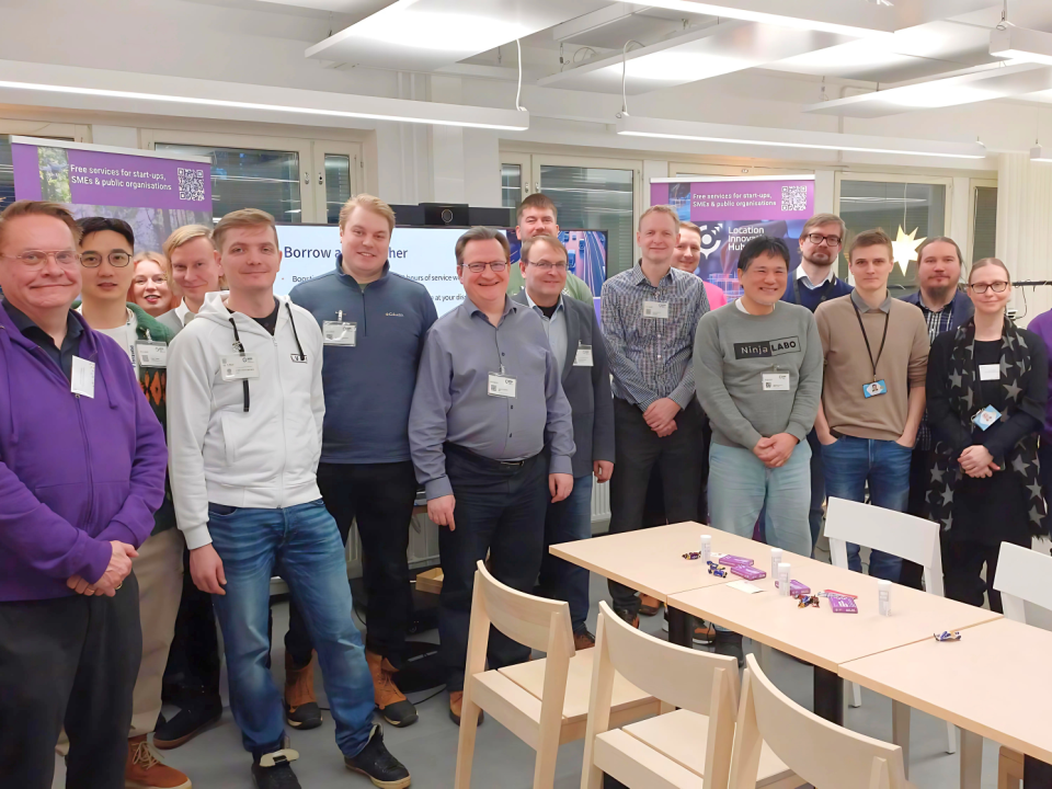 Group photo of all the participants in the Location Innovation Discovery day